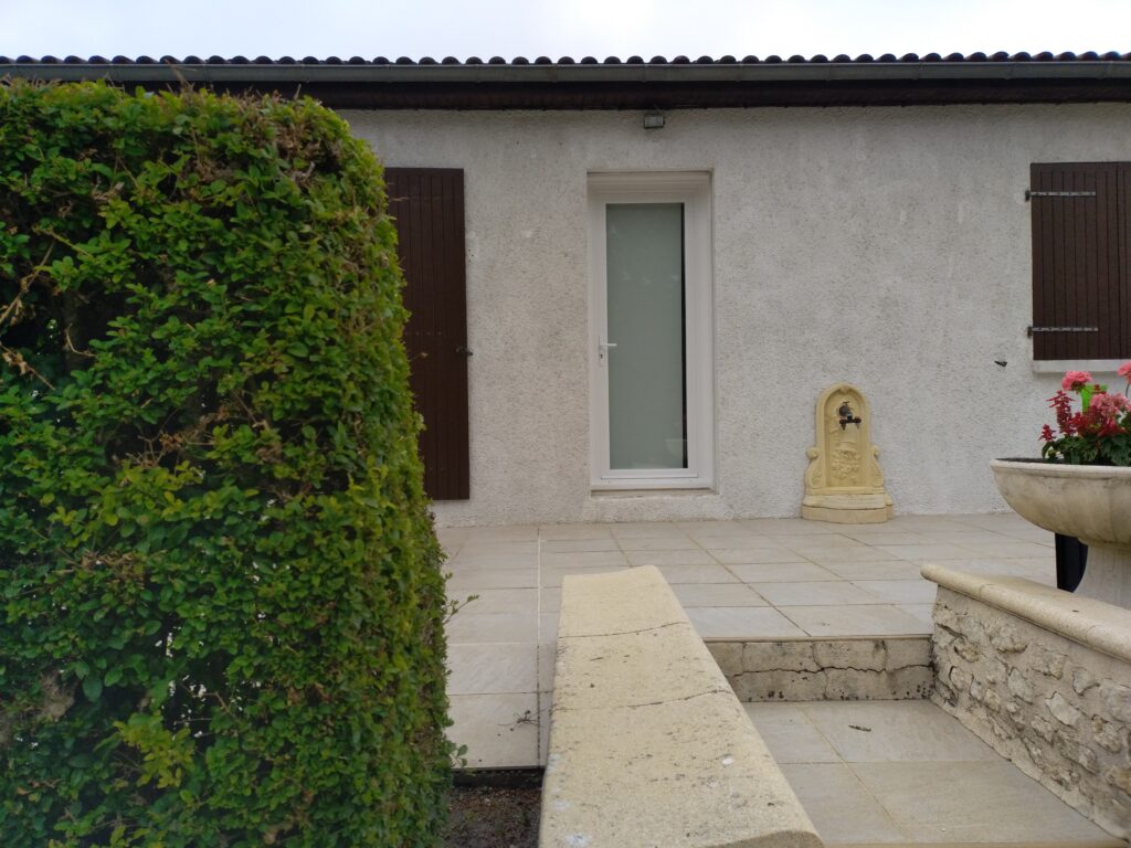 Porte d'entrée PVC - Menuiserie Bordier