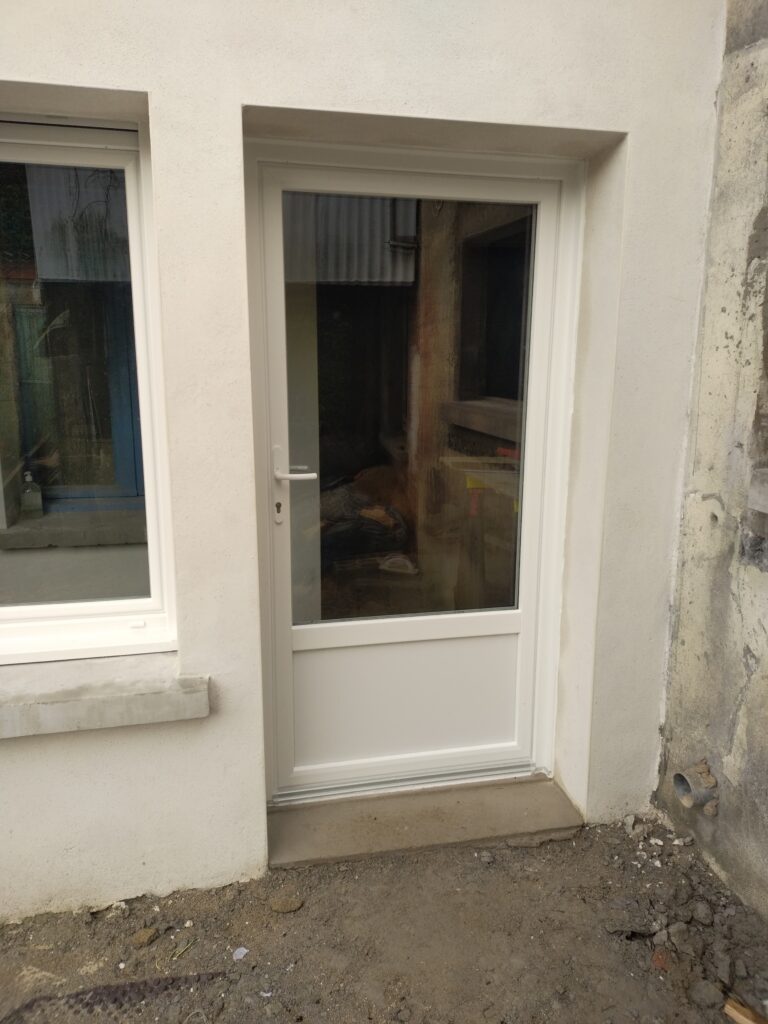 Porte fenêtre PVC - Menuiserie Bordier