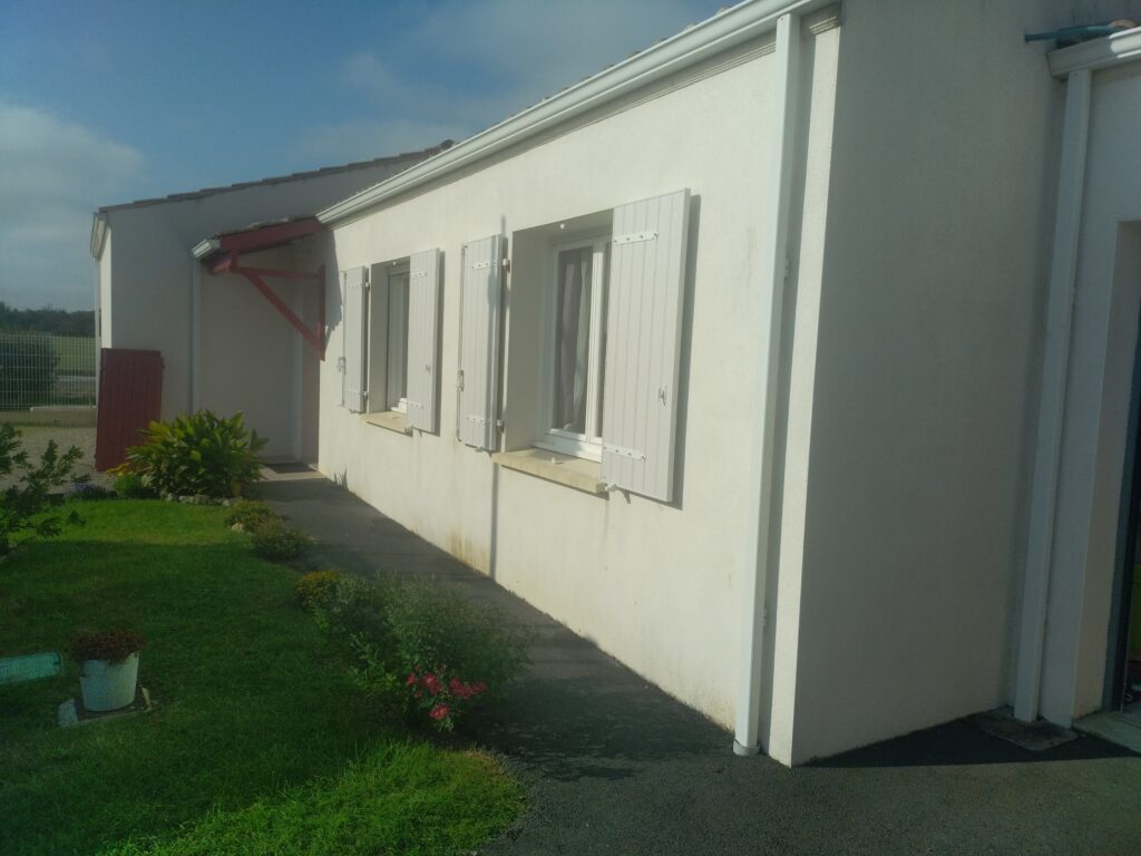 Volets pvc blanc - Menuiserie bordier