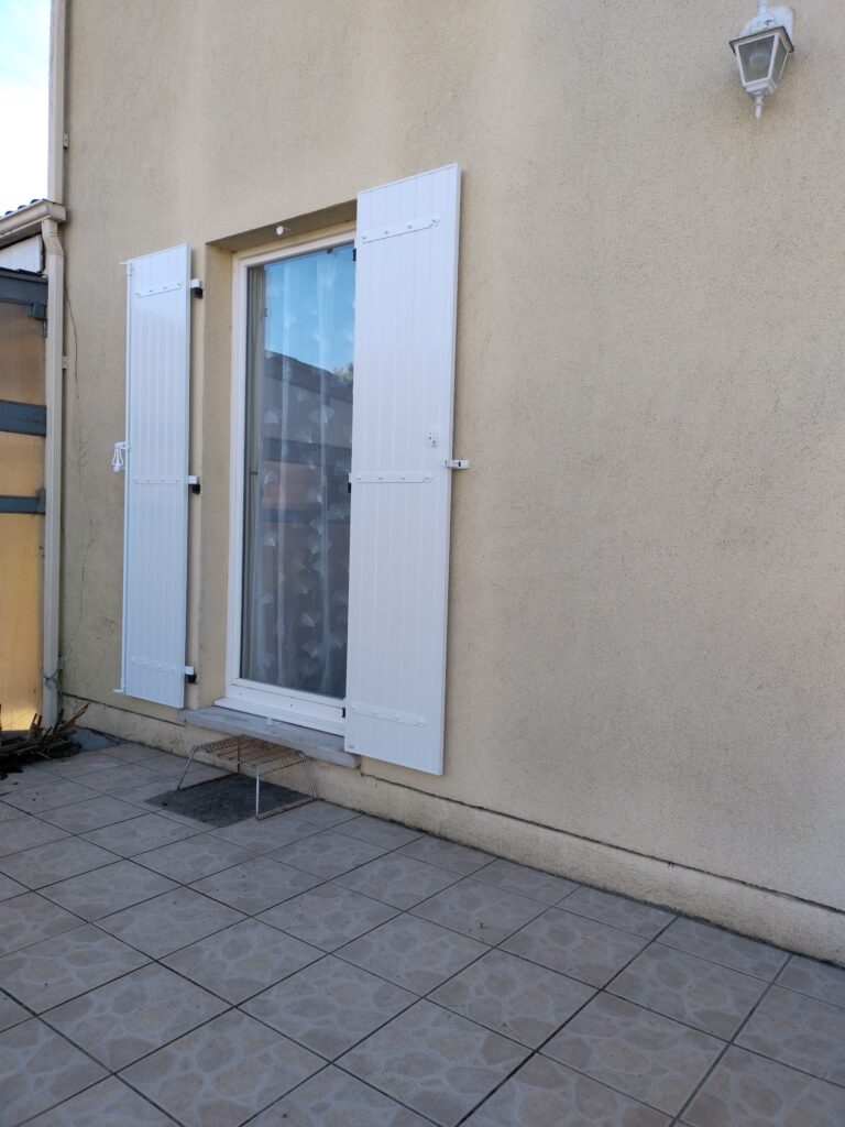 Volets pvc blanc - Menuiserie bordier