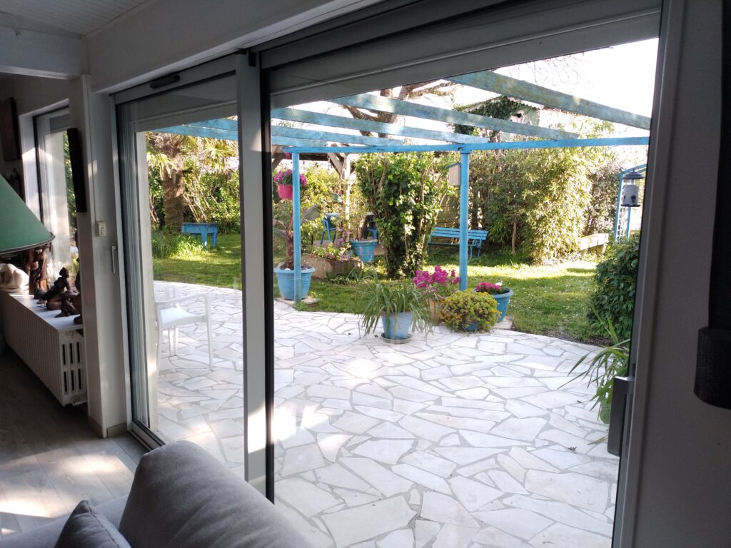 Baie coulissante 2 vantaux ALU RAL 7035 - Menuiserie Bordier