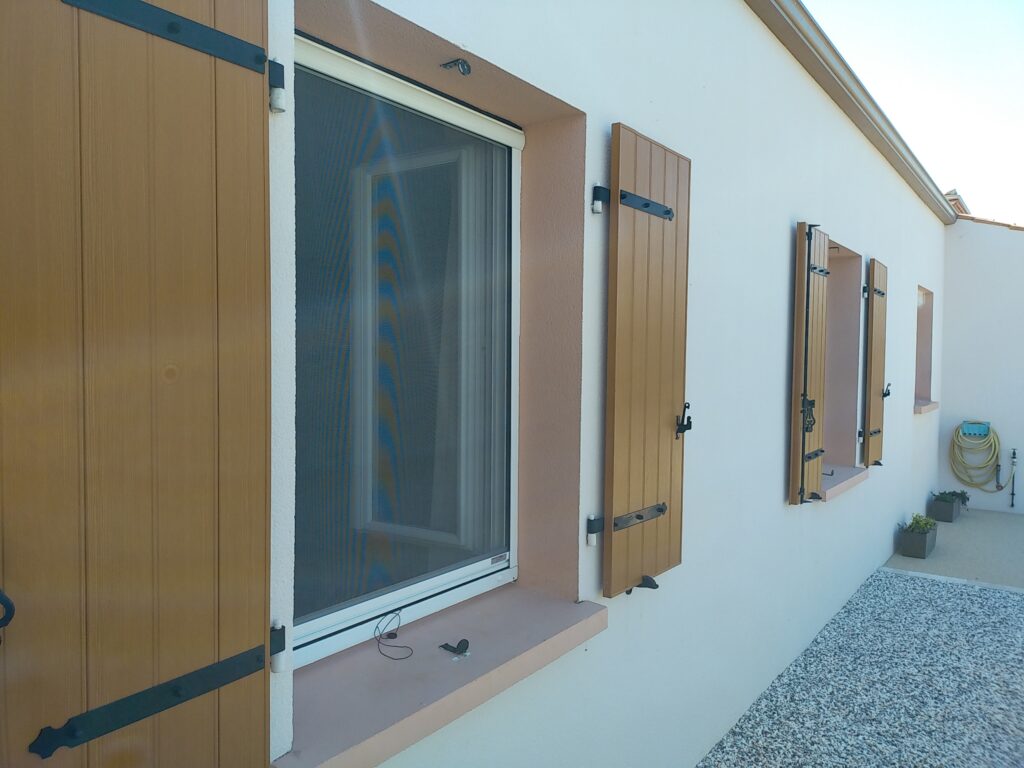 Moustiquaire - Menuiserie Bordier