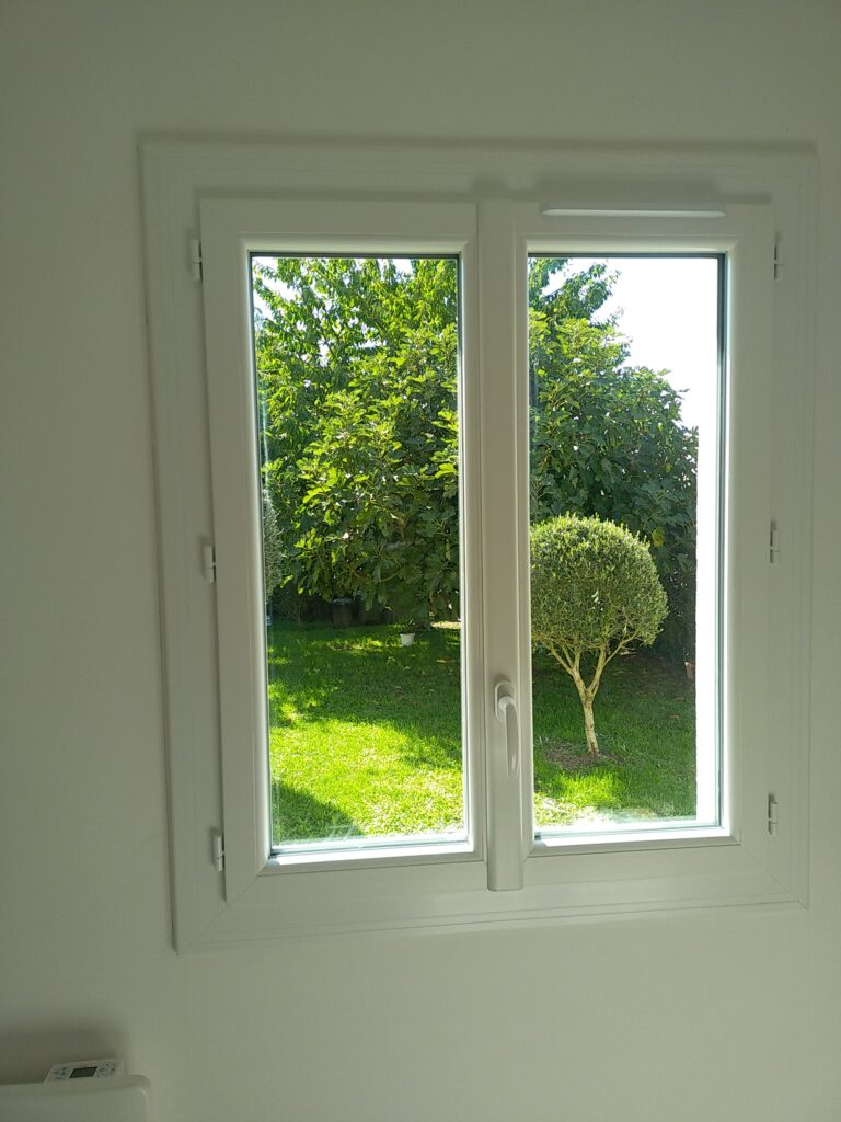 Fenêtre 2 vantaux - Menuiserie Bordier